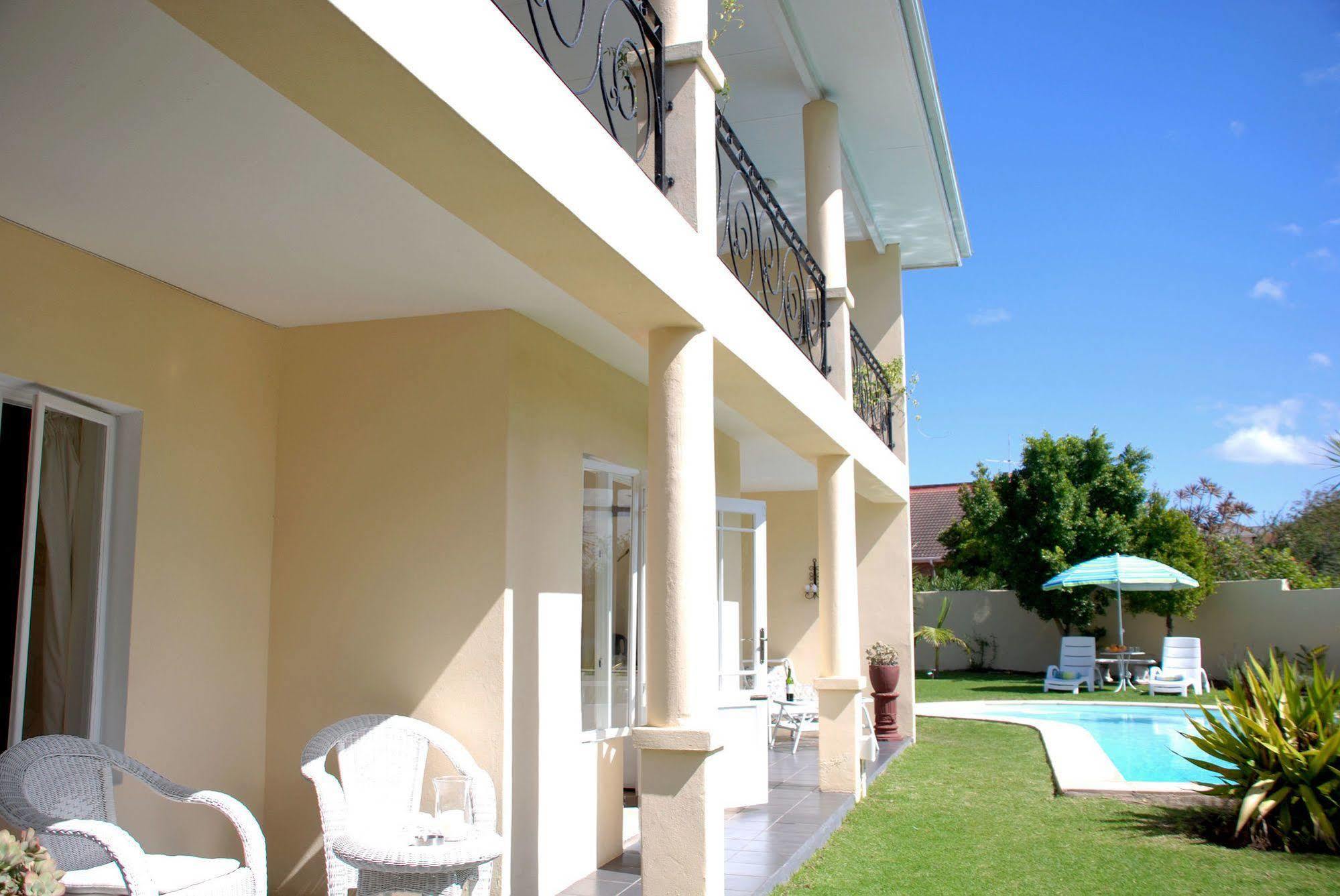 Mandalay Guest House Plettenberg Bay Kültér fotó