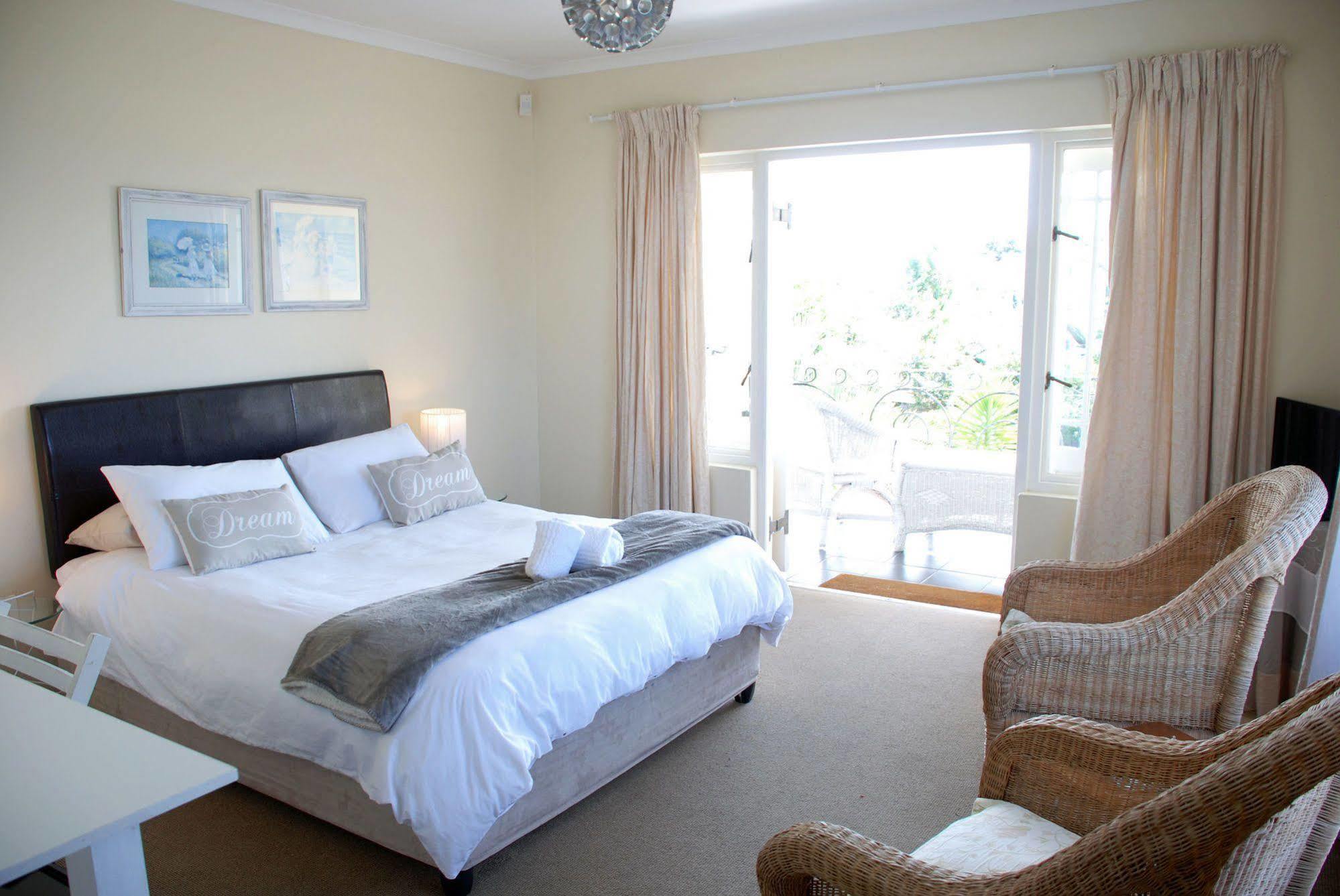 Mandalay Guest House Plettenberg Bay Kültér fotó