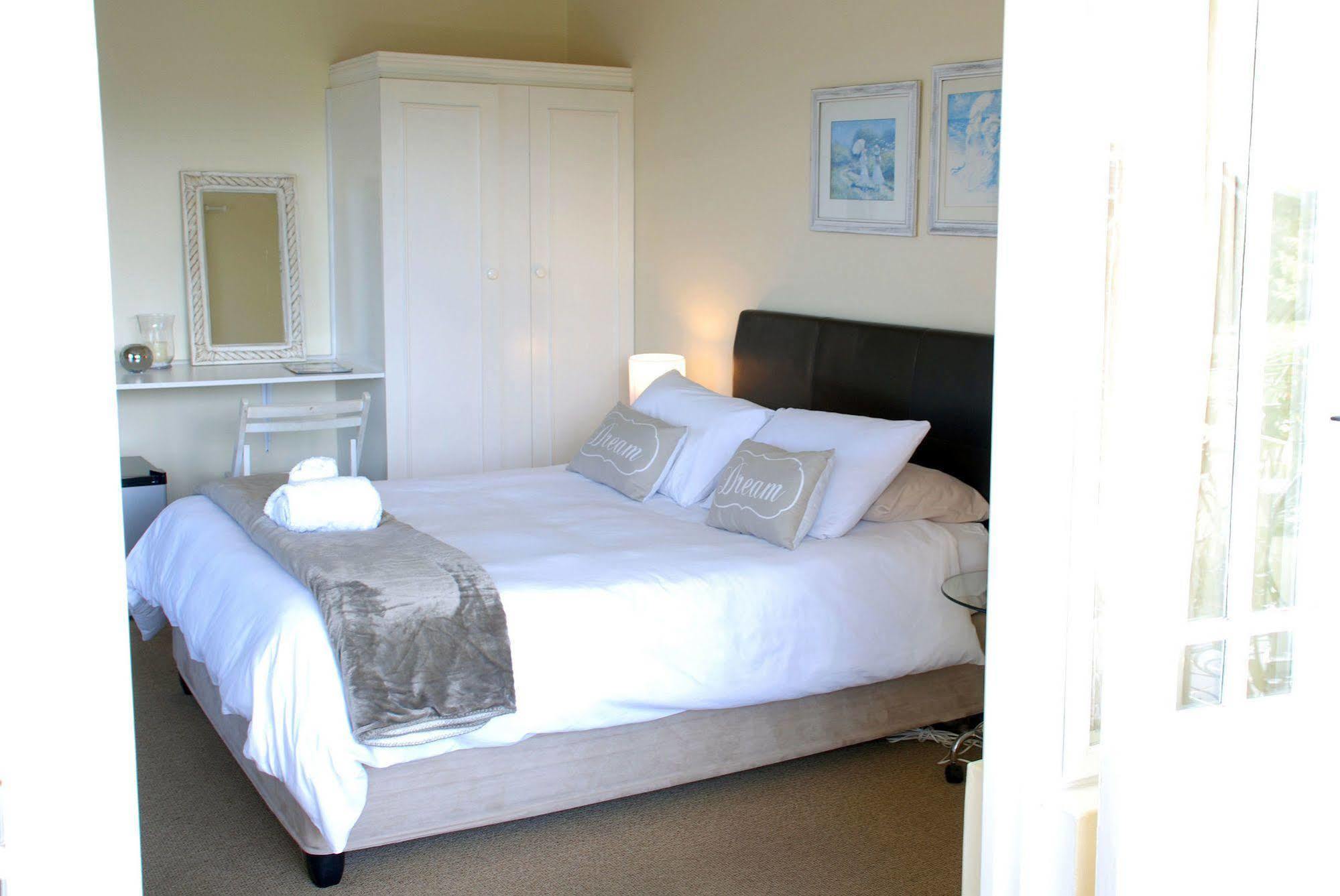 Mandalay Guest House Plettenberg Bay Kültér fotó